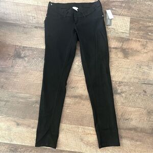 Motherhood Maternity: Underbelly
Skinny Jeans, Thin Black Denim Sz XS / 26 NWT